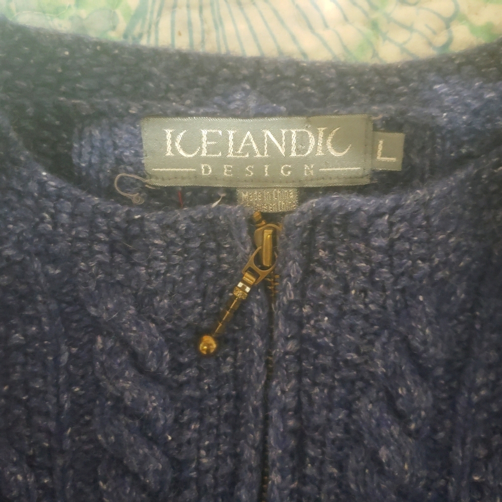 Cropped Sweater Zippered